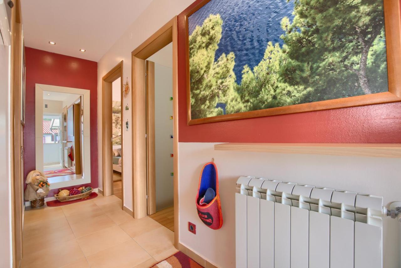 Ferienwohnung Tomisha Pjescana Uvala Exterior foto